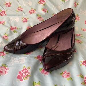 Mossimo Burgundy-Black Pointy Toe Ballet Flats